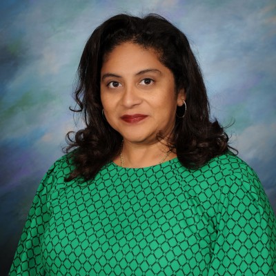 headshot Maria DoVale