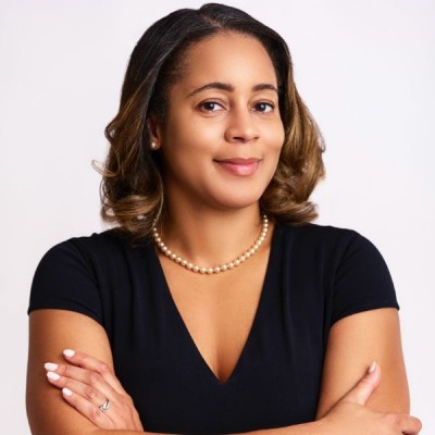 headshot shanta whitaker