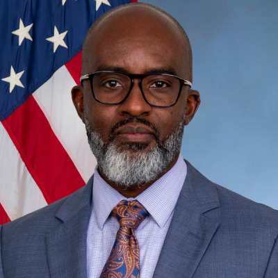 headshot Frederick Gregory