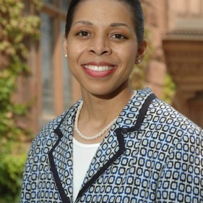 Headshot Dr. Karen Jackson-Weaver